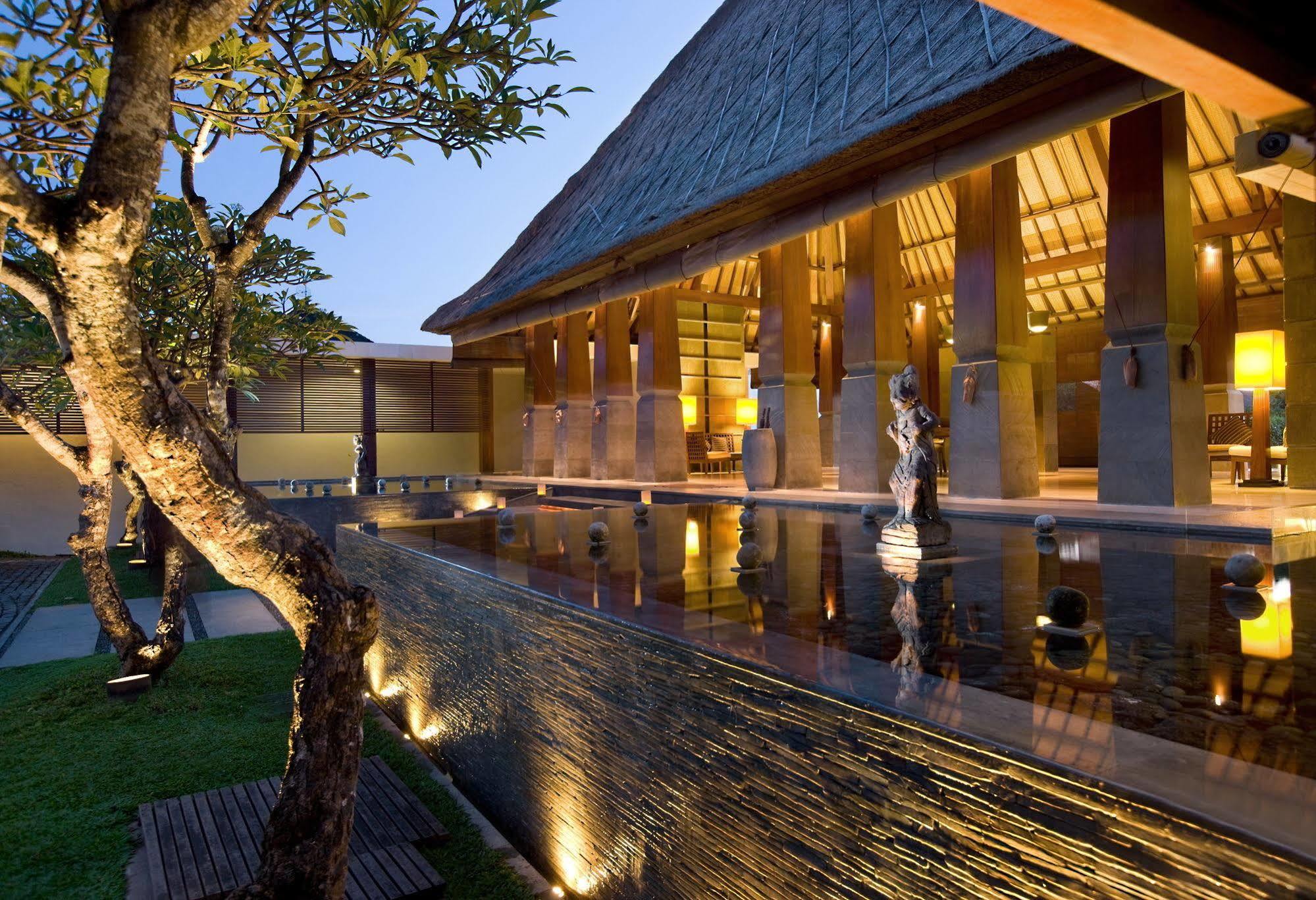 The Kayana Villa Seminyak  Exterior photo